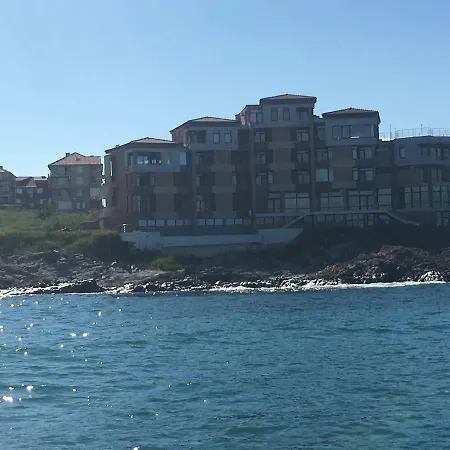 Апартамент Созопол С Паркомясто *