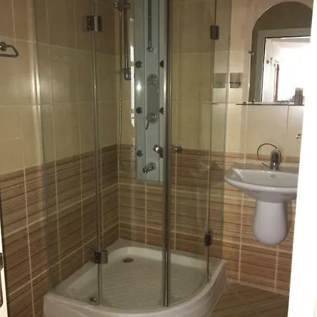 Апартамент Созопол С Паркомясто Appartement *